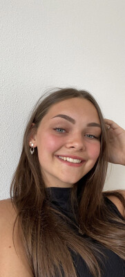 Fabienne  zoekt een Kamer / Studio / Appartement / Huurwoning in Middelburg